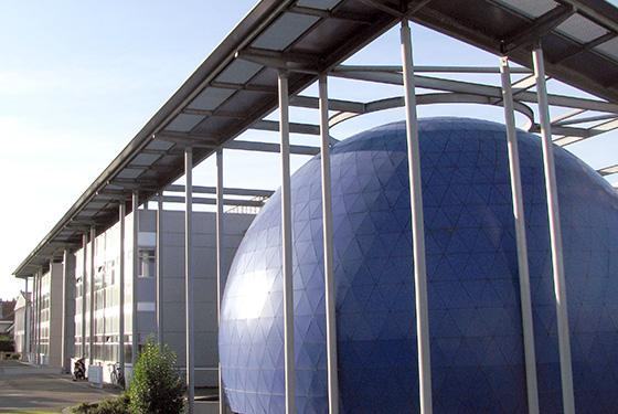 Bâtiment ENSTBB Boule Bleue